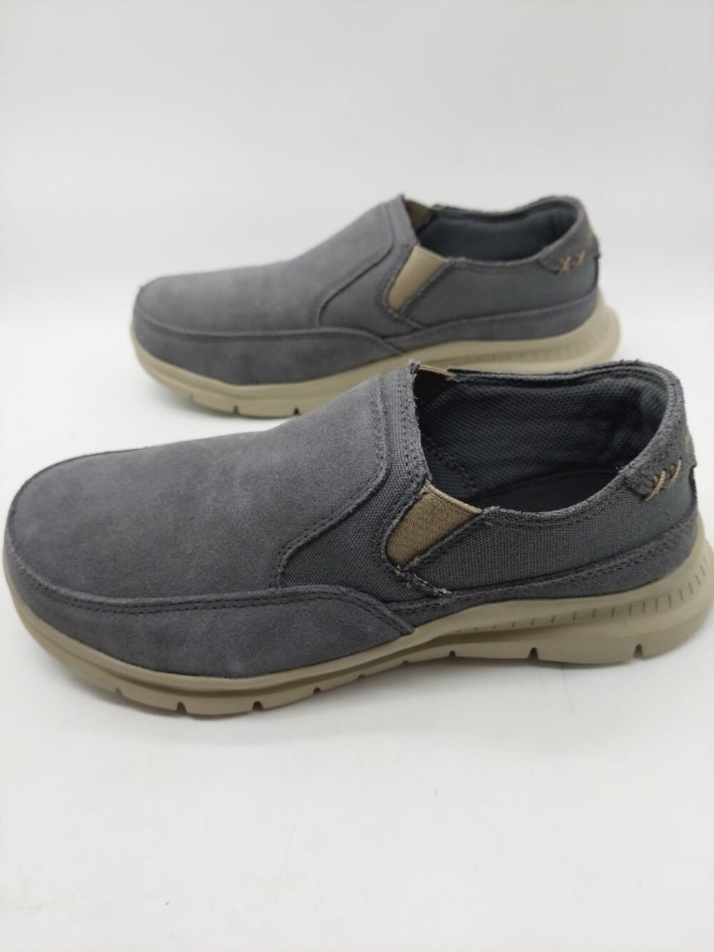 Hytest Mens Slip On Safety Toe Shoes Size 8.5W Leather Memory Foam Grey